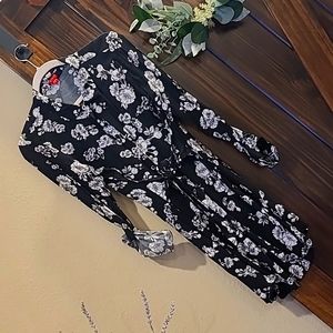 Black and white floral Guess dress..mini